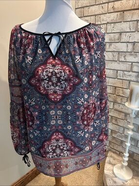 White House Black Market Navy and Burgundy Medallion Tie-Neck Blouse